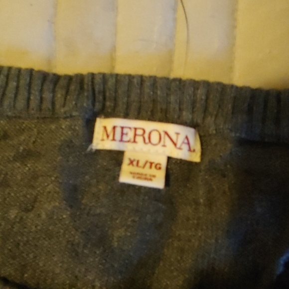 Sweater - Picture 2 of 2